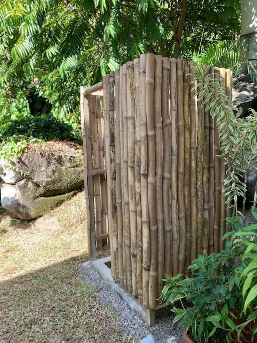 Crystal Apartments Seychelles Seaview Upper Floor Glacis  Exterior foto